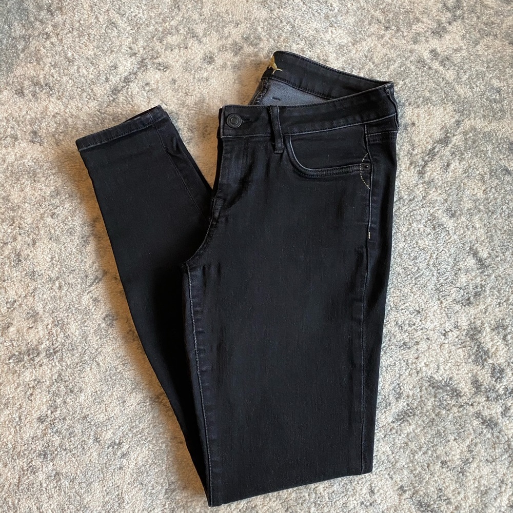 Black Skinny Jeans